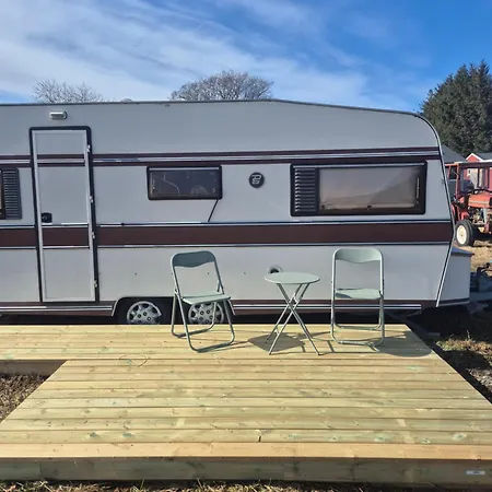 Kemping Vintage Caravan